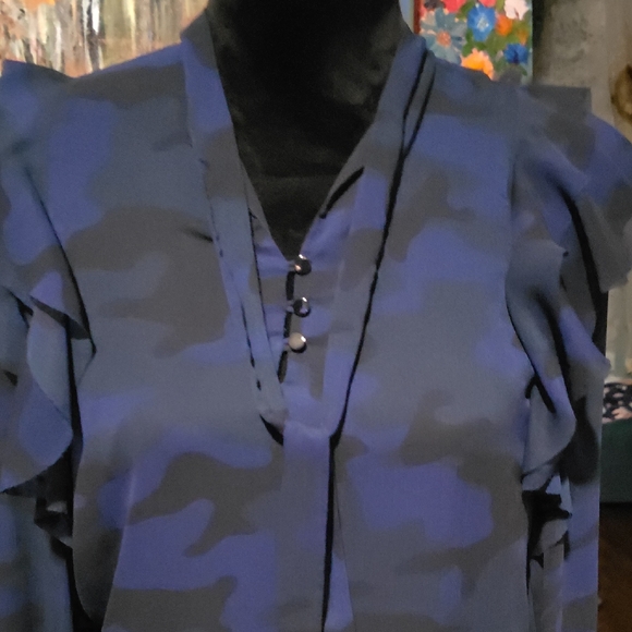 Banana Republic Blue Patterned Ruffle Blouse - Picture 2 of 6